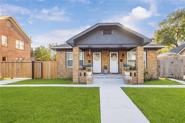 property at 2214 Alabama St