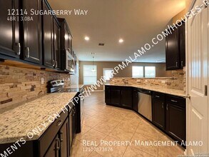 12114 Sugarberry Way in San Antonio, TX - Building Photo - Building Photo