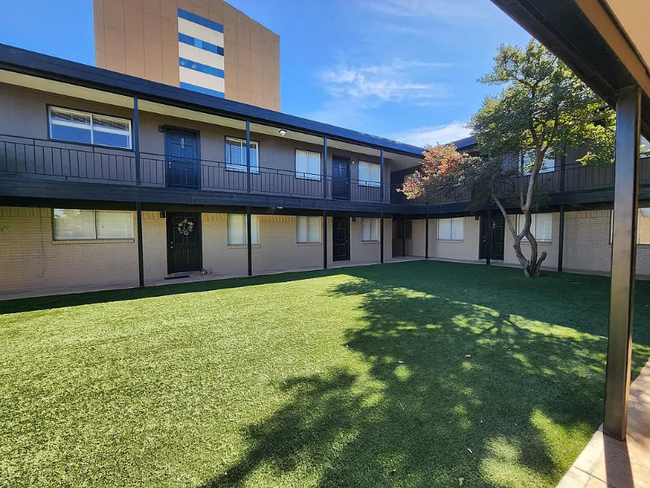 property at 501 W Louisiana Ave