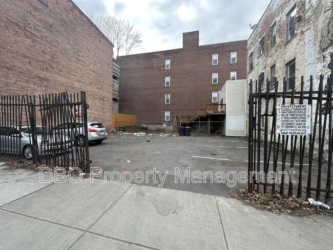 262 Washington Ave in Albany, NY - Building Photo - Building Photo