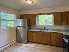 817 Kansas Ave in St. Paul, MN - Building Photo - Building Photo