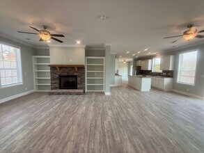 631 Imogene Dr in Gilbertsville, KY - Building Photo - Building Photo