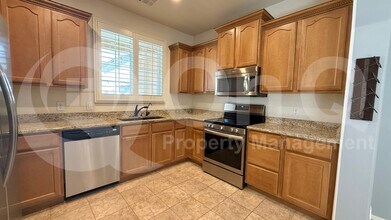 3864 S Winter Ln in Gilbert, AZ - Building Photo - Building Photo