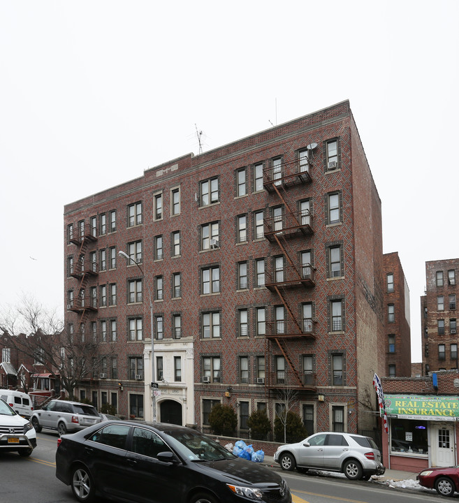 649  Empire Blvd in Brooklyn, NY - Building Photo