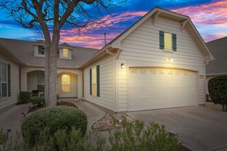 240 Bonham Loop in Georgetown, TX - Building Photo - Building Photo