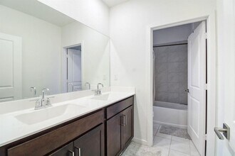 826 SE 17th St in Homestead, FL - Building Photo - Building Photo