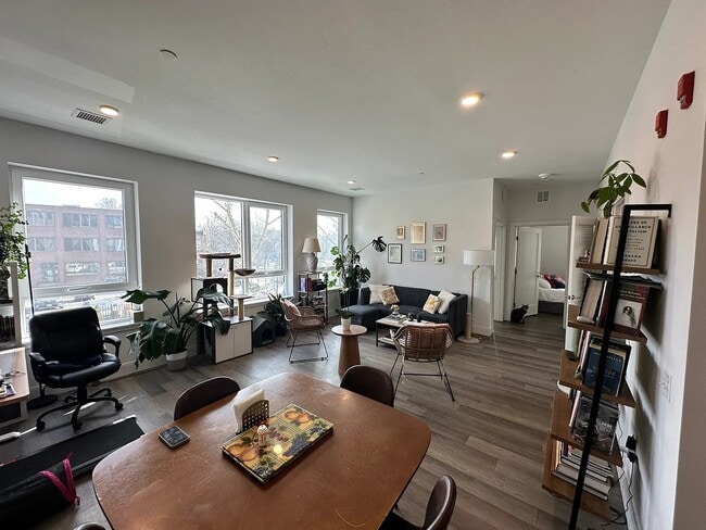 957 Dorchester Ave, Unit #2 in Boston, MA - Building Photo - Building Photo