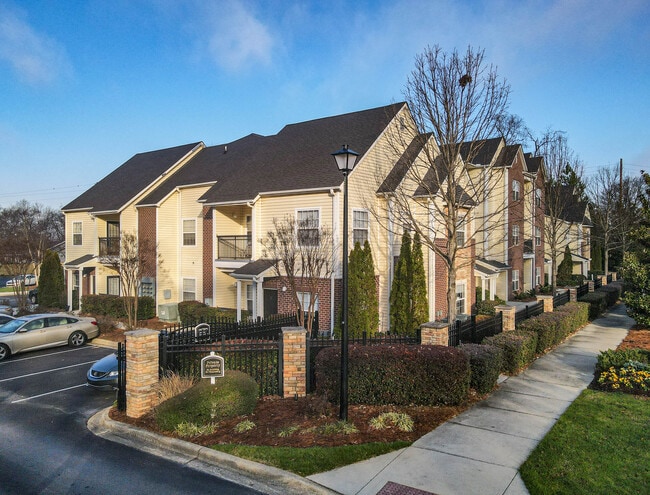 Crowne on 10th in Birmingham, AL - Building Photo - Building Photo