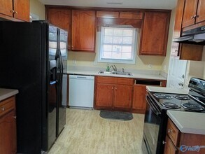 217 Falcon Ridge Dr in Huntsville, AL - Building Photo - Building Photo