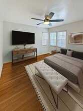 38 8th Ct, Unit Bottom in Hermosa Beach, CA - Foto de edificio - Building Photo