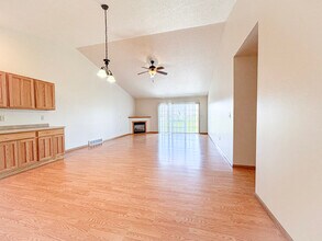 5564 165th St E in Chippewa Falls, WI - Building Photo - Building Photo