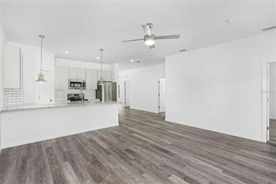 26317 Explorer Rd in Port Charlotte, FL - Building Photo