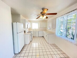 2739 Preece St in San Diego, CA - Building Photo - Building Photo