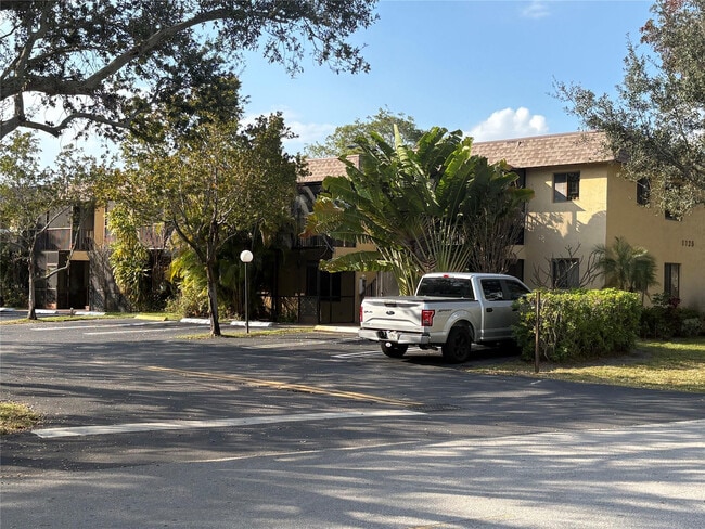 property at 1125 S Flagler Ave