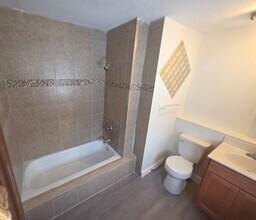 3714 S Salina St in Syracuse, NY - Building Photo - Building Photo