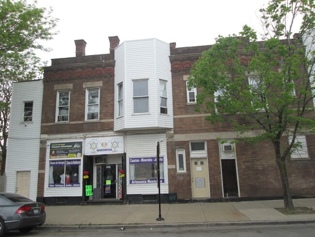 property at 2301 W Cermak Rd