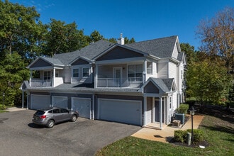 The Woods at Blue Heron Pines in Egg Harbor City, NJ - Foto de edificio - Building Photo