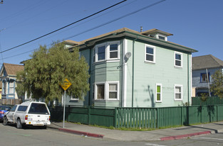 802 21st St Apartments