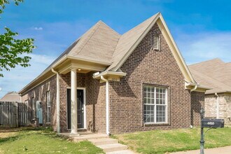 6810 Shorey Ln in Cordova, TN - Building Photo - Building Photo