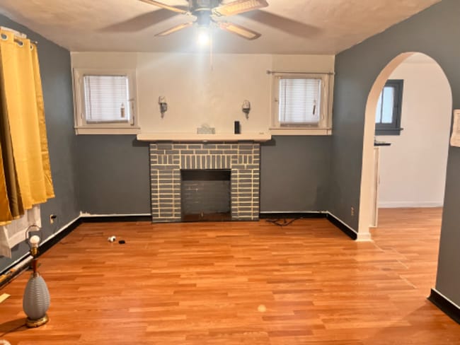property at 614 S Main St