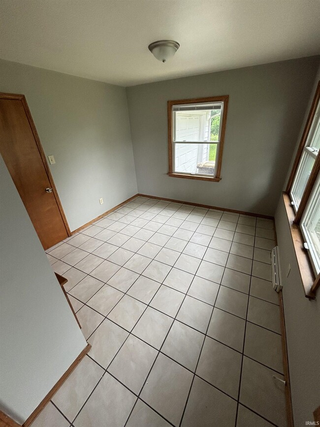 4720 S Harrison St in Fort Wayne, IN - Building Photo - Building Photo