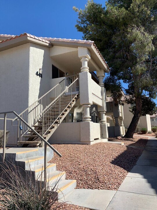441 Mesa Blvd in Mesquite, NV - Foto de edificio