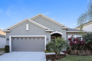 1861 Castleton Dr in St. Cloud, FL - Building Photo