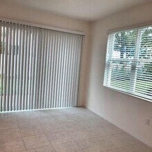 4364 Sailplane Ct in Wesley Chapel, FL - Building Photo - Building Photo