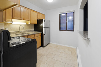6029 N Winthrop Ave in Chicago, IL - Building Photo - Building Photo