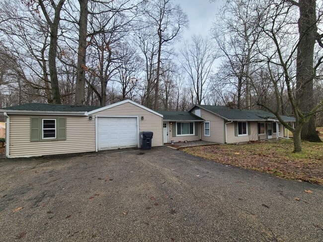 property at 5603 Interlochen Rd