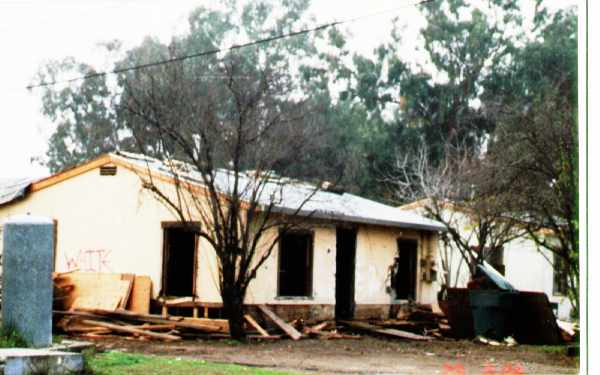 2706 Munford Ave in Stockton, CA - Foto de edificio