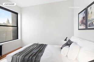 242 E 10th St in New York, NY - Building Photo