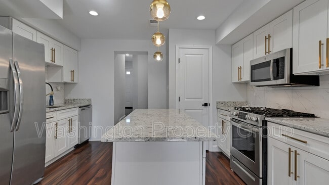 2511 W St SE in Washington, DC - Building Photo - Building Photo