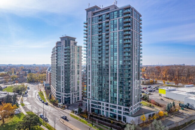Altitude I in Toronto, ON - Building Photo - Building Photo