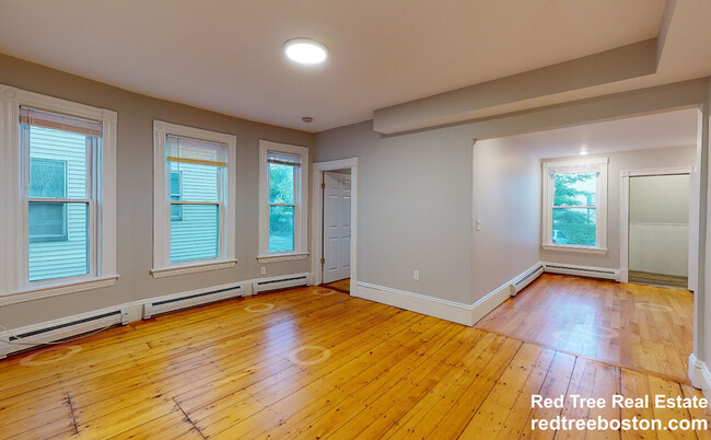 9 Beacon St, Unit 1 in Somerville, MA - Building Photo - Building Photo