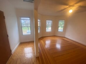 86 Fellsway W, Unit 3 in Somerville, MA - Building Photo - Building Photo