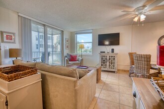 5700 Bonita Beach Rd SW in Bonita Springs, FL - Foto de edificio - Building Photo