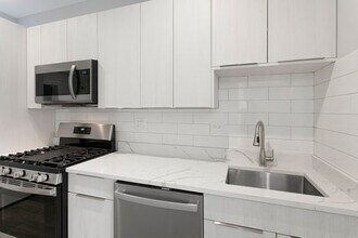 1708 W Juneway Terrace in Chicago, IL - Building Photo - Building Photo