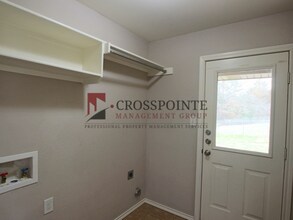 17011 Loring Ln in Lindale, TX - Building Photo - Building Photo