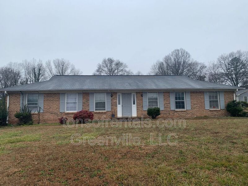 184 Hidden Hill Rd in Spartanburg, SC - Building Photo