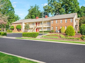 The Domain Apartments in Raleigh, NC - Foto de edificio - Building Photo
