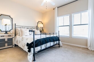 Hawthorne at the Bend in Hampstead, NC - Building Photo - Building Photo