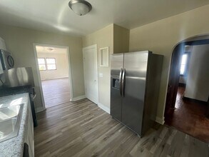 2711 47th St in Moline, IL - Building Photo - Building Photo