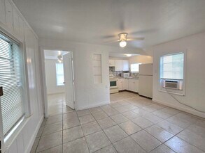 503 S E St in Lake Worth Beach, FL - Building Photo - Building Photo