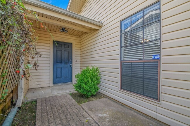 property at 2521 Longmire Dr