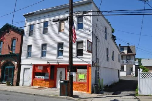 93 Broadway in Haverstraw, NY - Foto de edificio