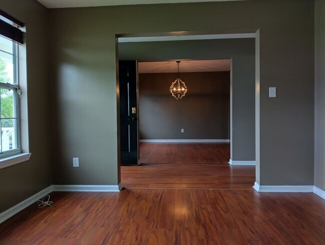 811 Rilee Dr in Suffolk, VA - Foto de edificio - Building Photo