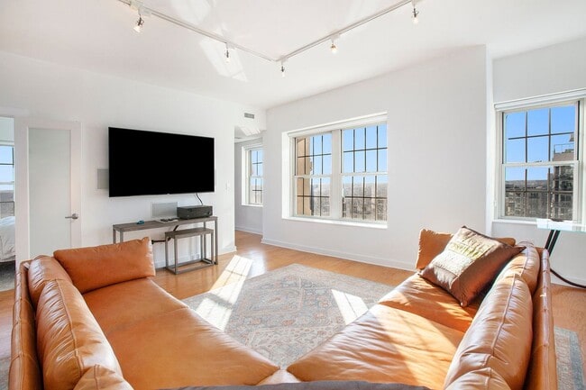 199 14th St NE in Atlanta, GA - Foto de edificio - Building Photo