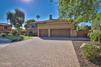 10329 E Clinton St in Scottsdale, AZ - Building Photo - Building Photo