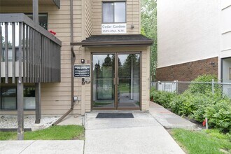 3519-3519 49 St NW in Calgary, AB - Building Photo - Building Photo